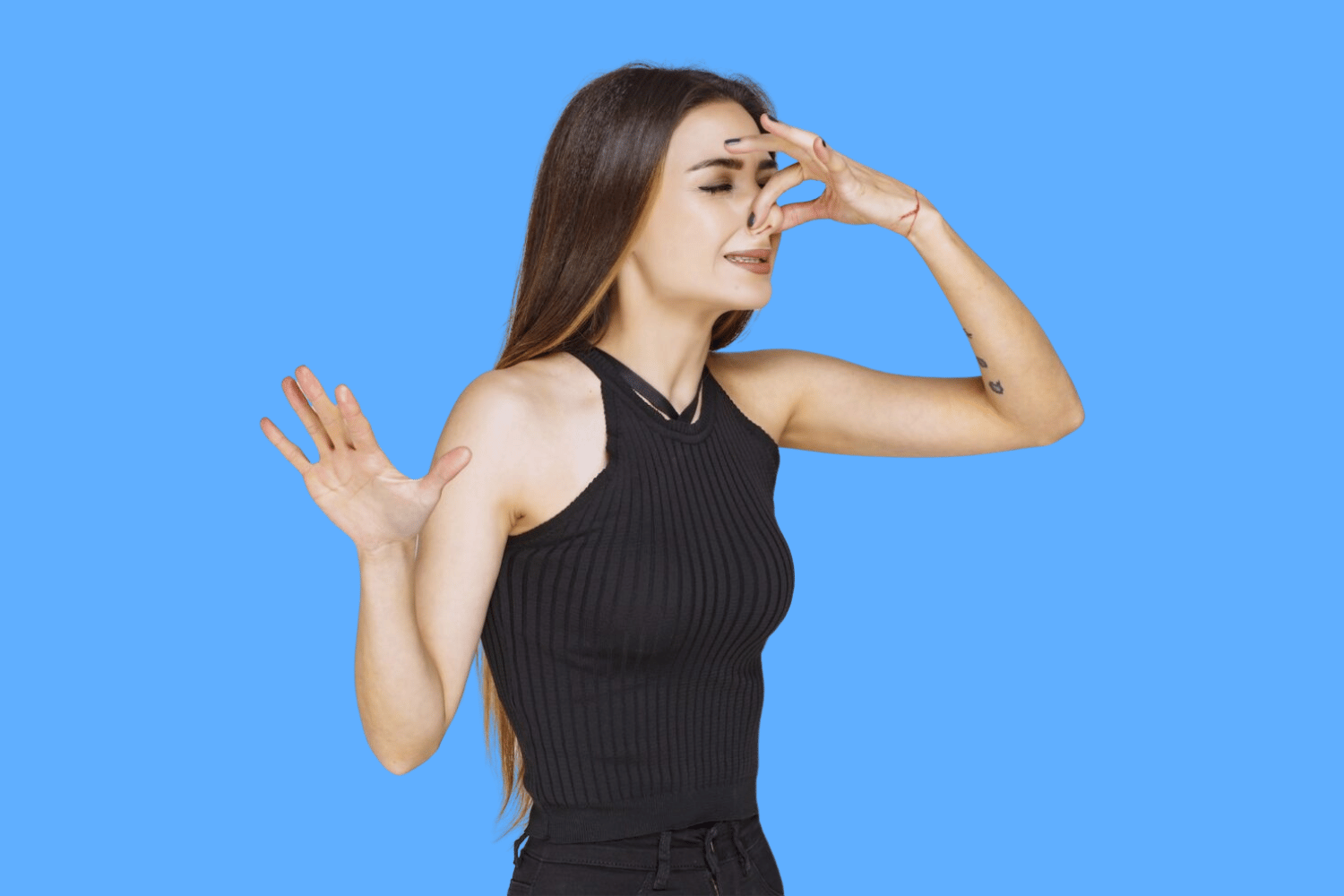 i can smell myself through my pants